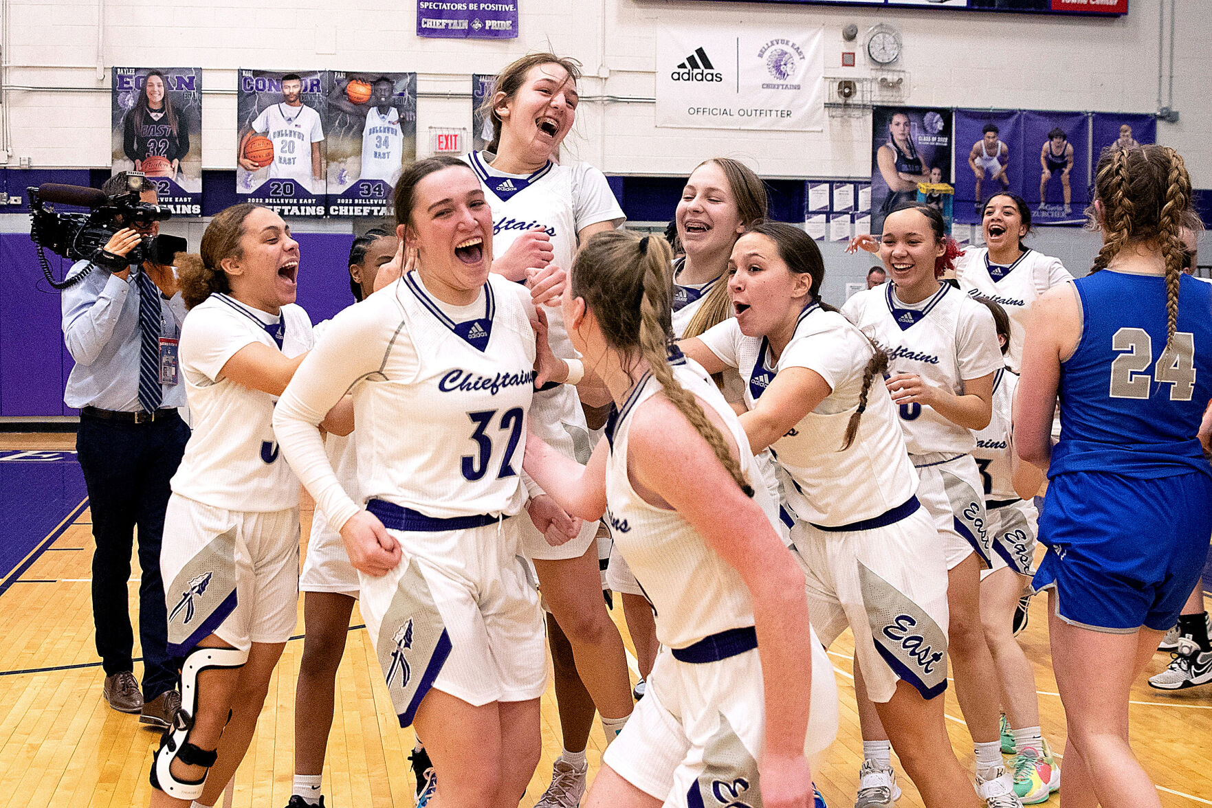 Bellevue_East_Win.jpg